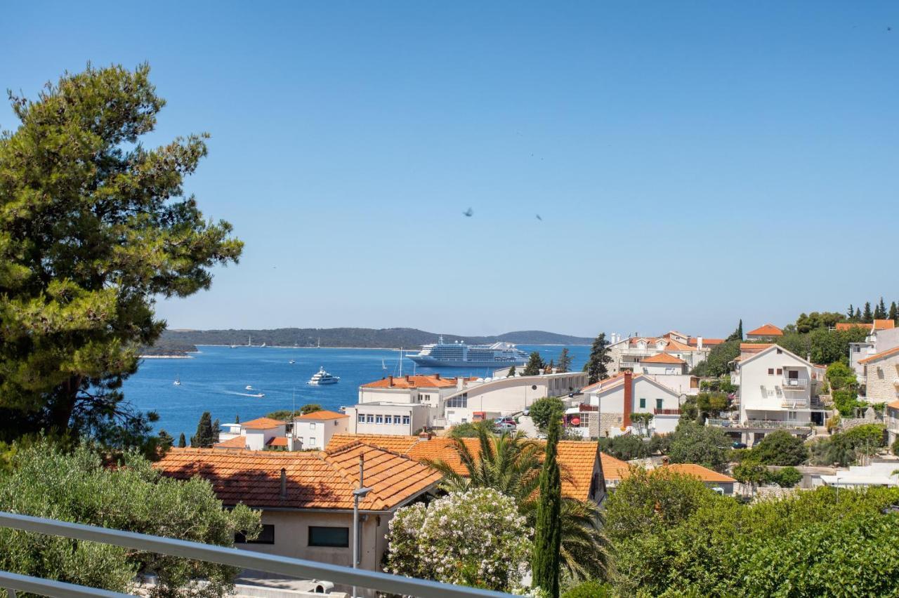 Apartments Luksa - Zf Hvar Hvar Town Exteriér fotografie
